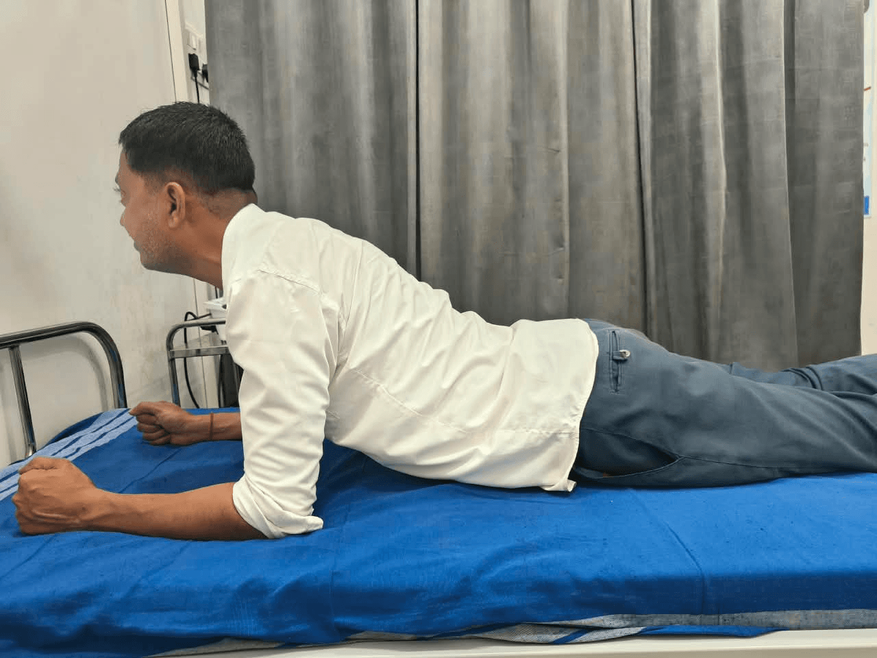 Patient performing a physiotherapy exercise